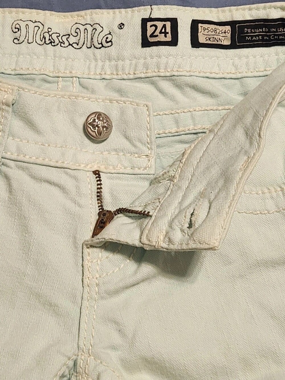 Miss Me Women's Skinny Jeans Size 24 Icy Blue Embellished Denim - Picture 4 of 15
